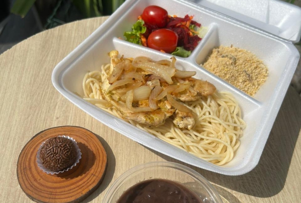 Frango Acebolado